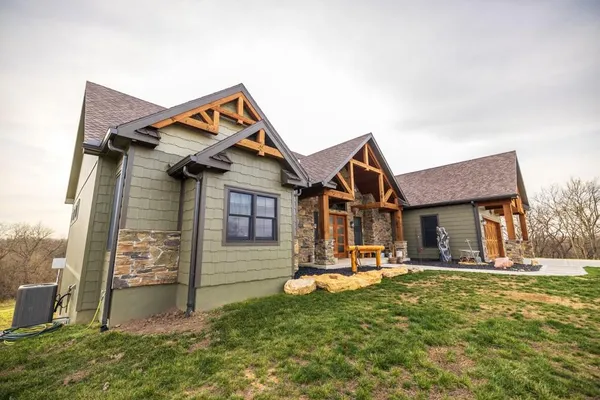 $2,325,000 | 17710 Southwest 31st Road, De Kalb, MO 64440