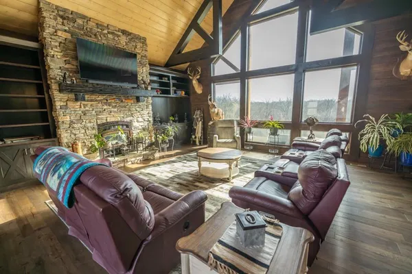 $2,325,000 | 17710 Southwest 31st Road, De Kalb, MO 64440