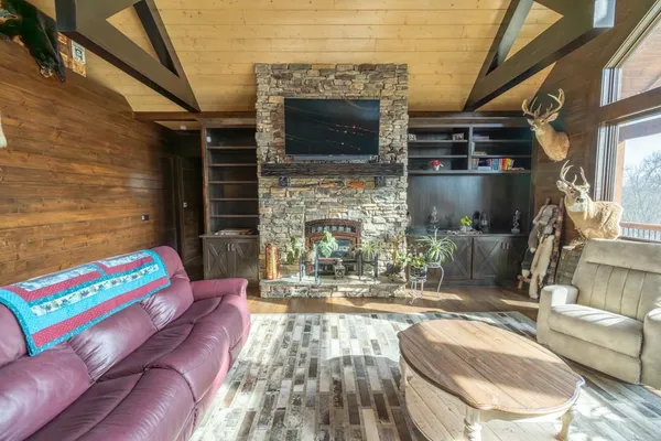 $2,325,000 | 17710 Southwest 31st Road, De Kalb, MO 64440