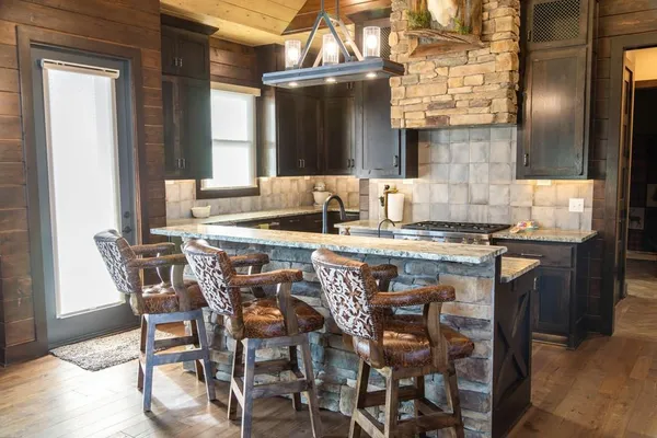 $2,325,000 | 17710 Southwest 31st Road, De Kalb, MO 64440