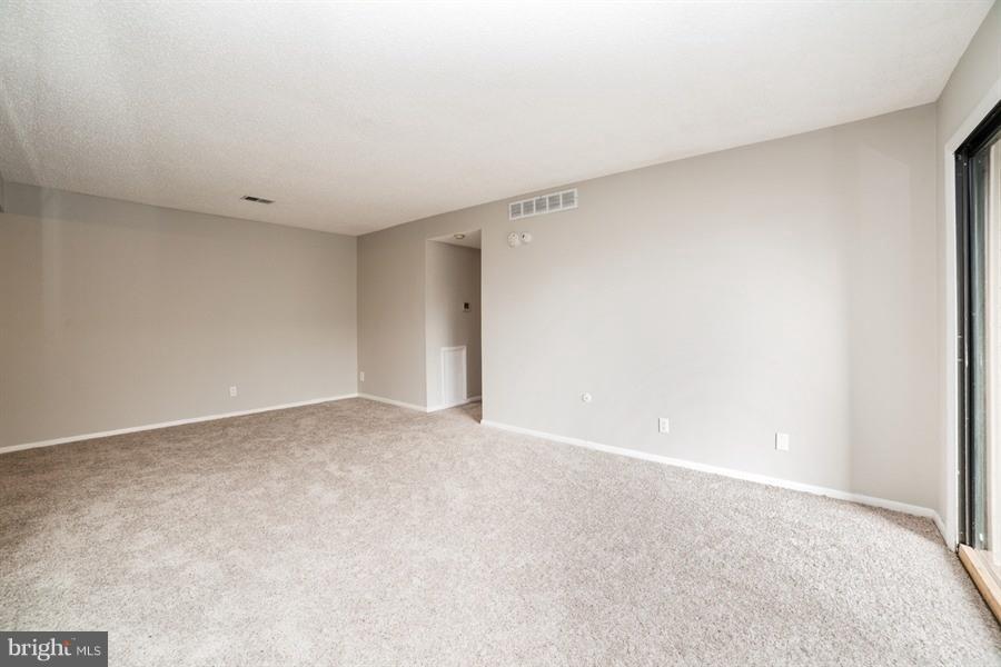 1475 Mt Holly Road, Unit H6 Beverly, NJ 08010 - Photo 3 of 25 Gallery Image 3