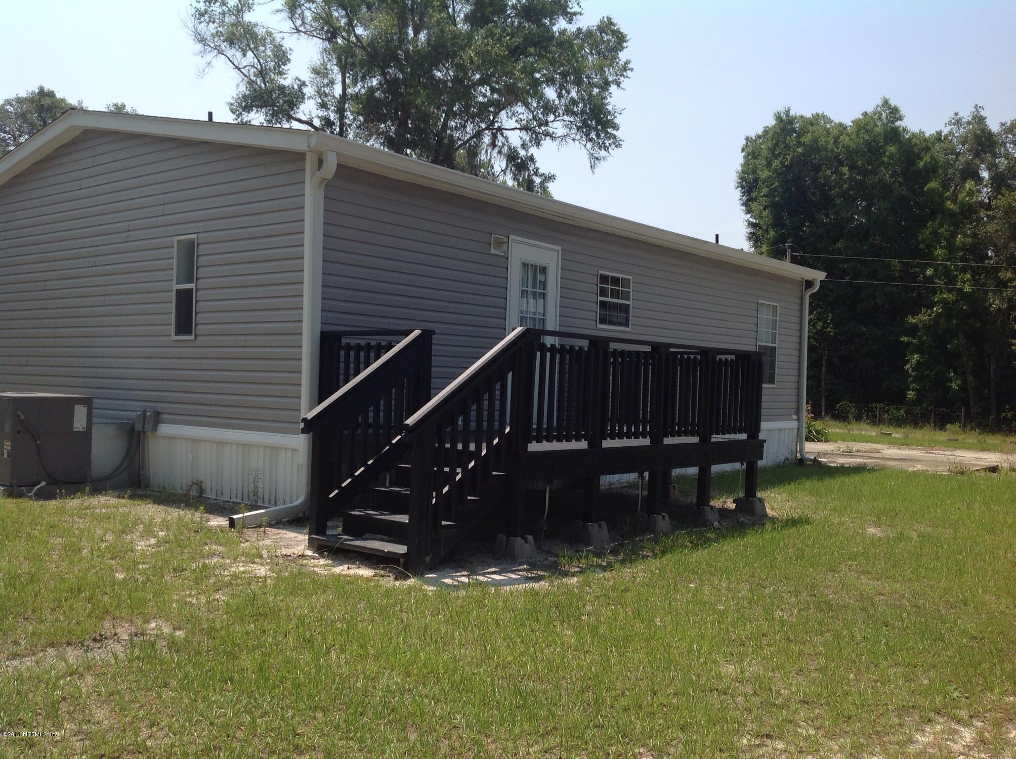 111 Stallion Road Crescent City, FL 32112 - Photo 6 of 21 Back deck
