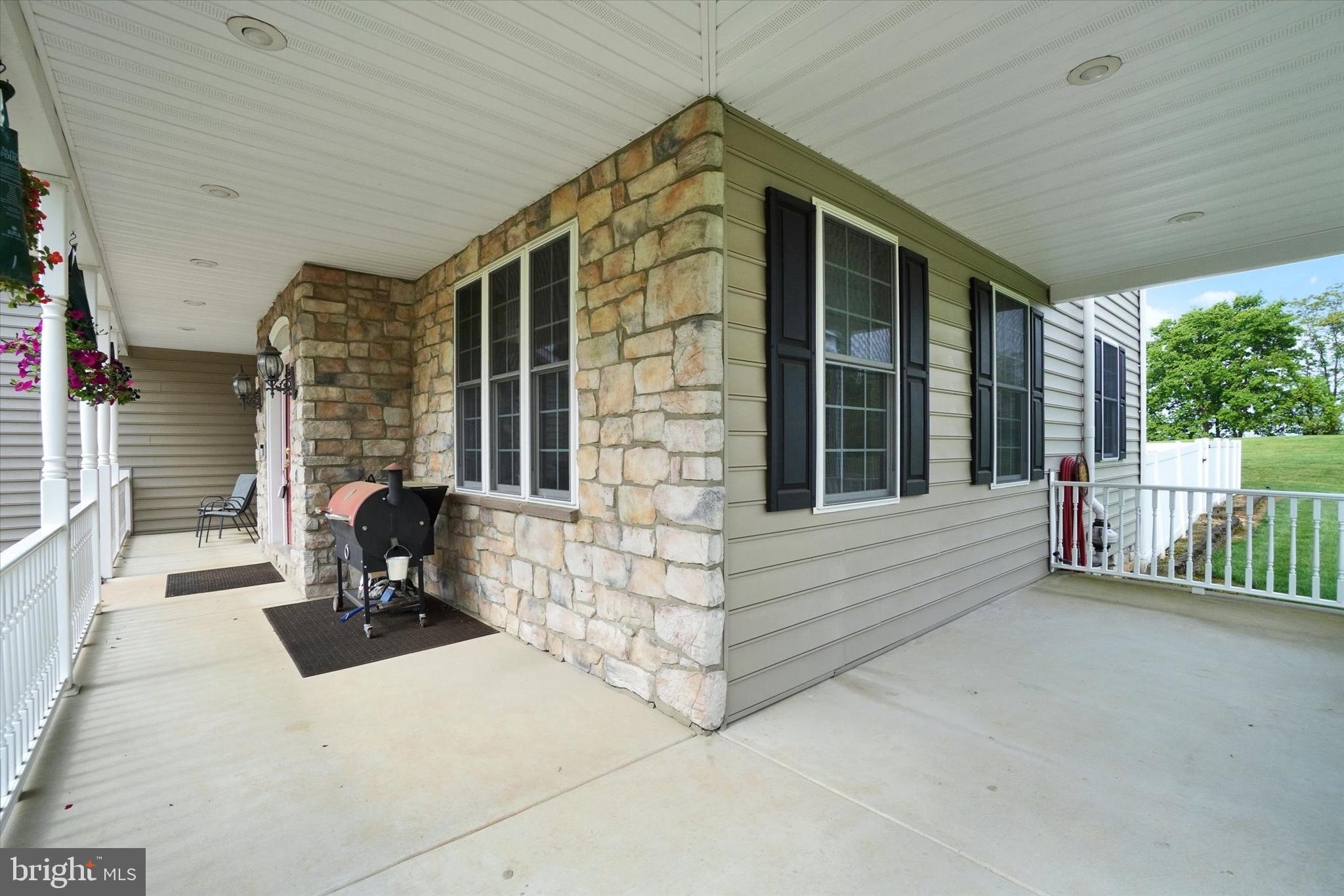 80 Taylor Road York, PA 17406 - Photo 2 of 60 Gallery Image 2