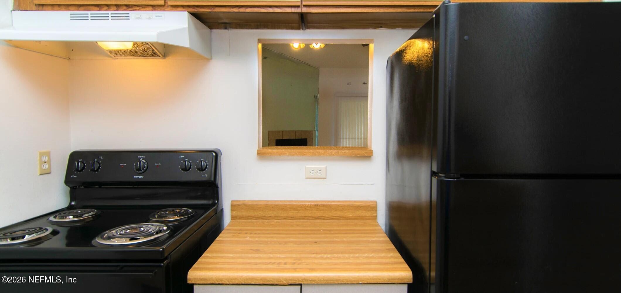 5138 Ricker Road Jacksonville, FL 32210 - Photo 12 of 15 5138_Ricker_Kitchen_02
