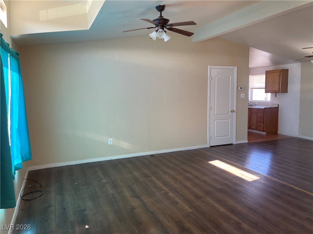 4280 Tiger Road Pahrump, NV 89048 - Photo 5 of 16