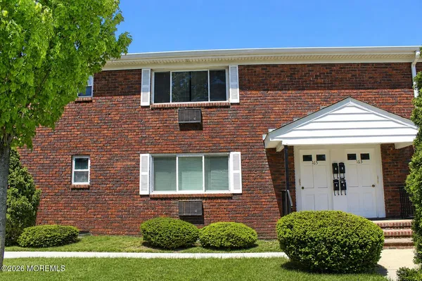$2,000 | 165 Wyckoff Road, Unit B, Eatontown, NJ 07724