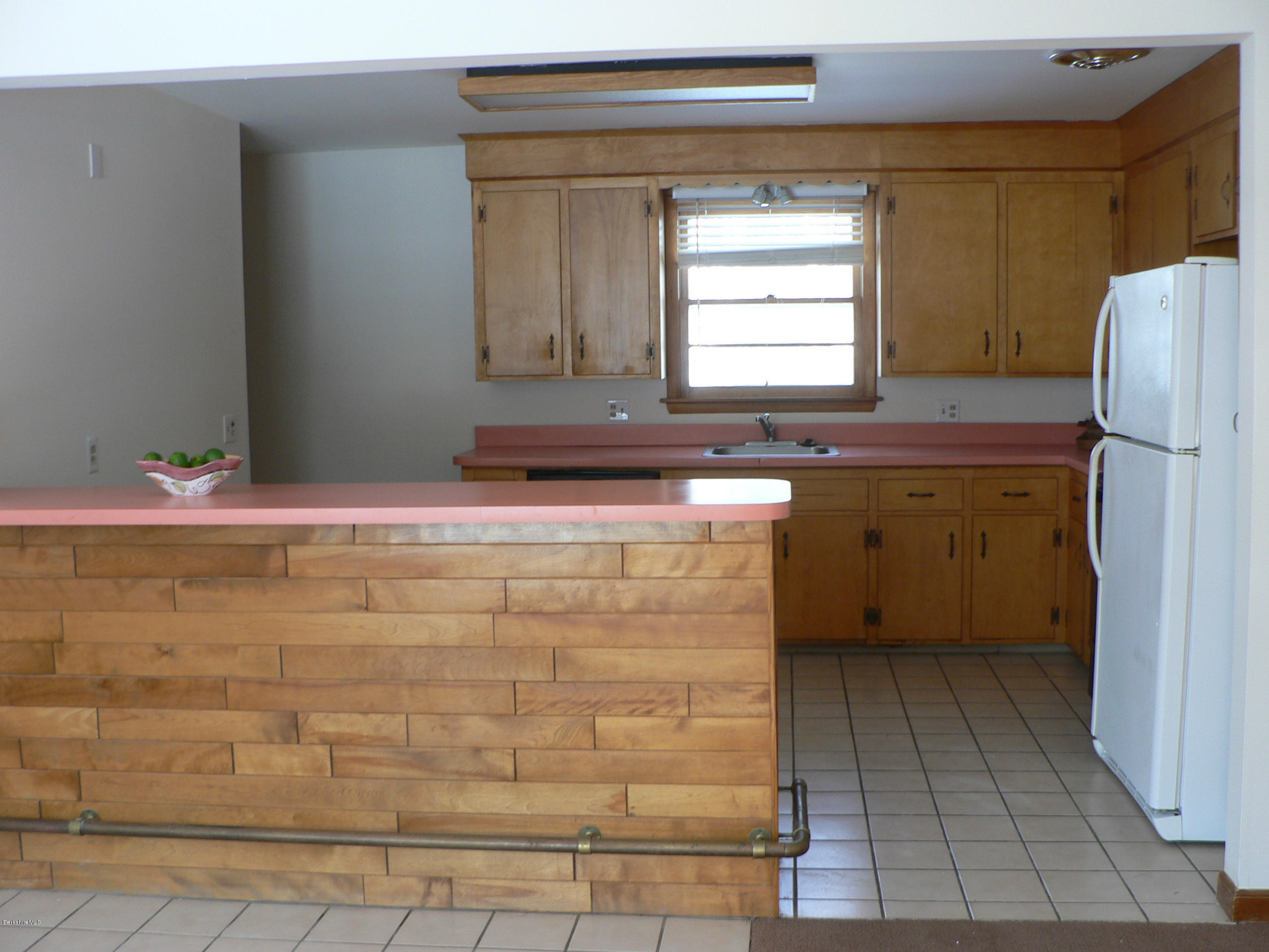 105 Bushey Road Pittsfield, MA 01201 - Photo 2 of 14 Kitchen