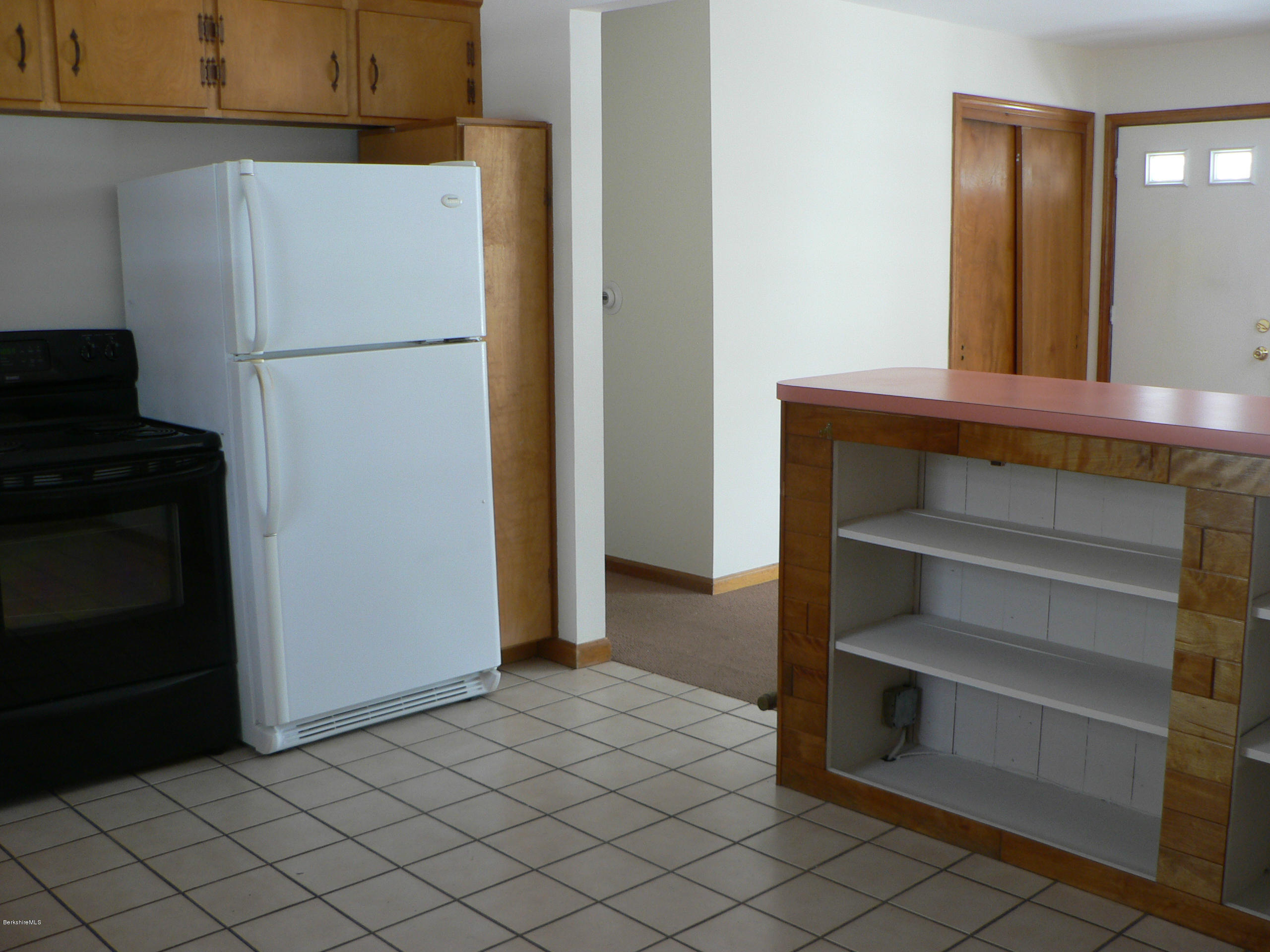 105 Bushey Road Pittsfield, MA 01201 - Photo 6 of 14 Kitchen