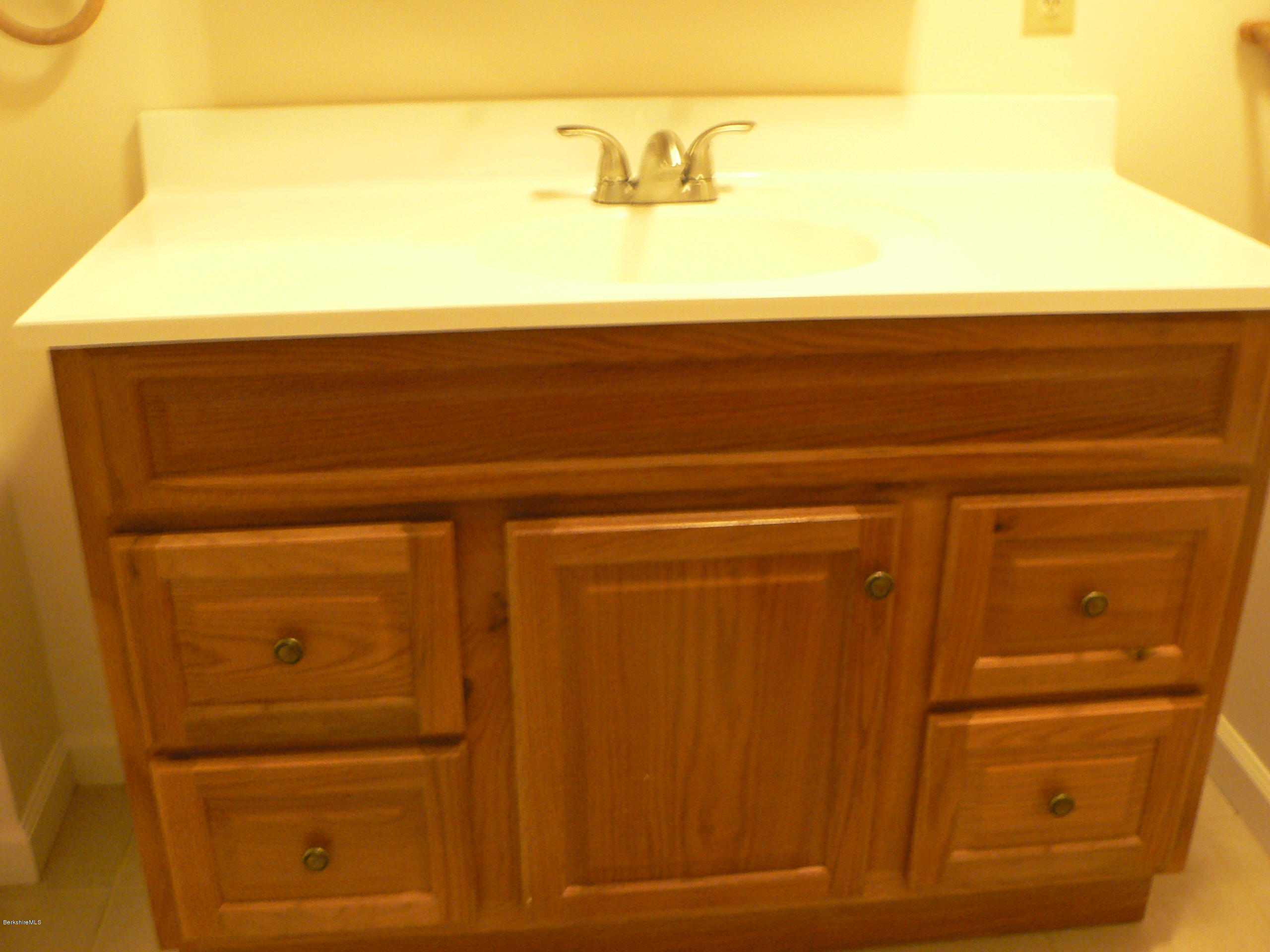 105 Bushey Road Pittsfield, MA 01201 - Photo 9 of 14 Bathroom