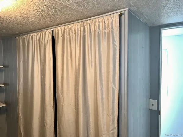 $39,000 | 406 4th Avenue, Middletown, NY 10941