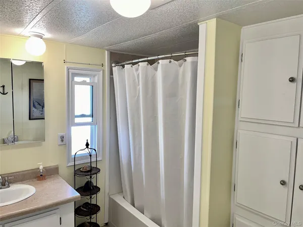 $39,000 | 406 4th Avenue, Middletown, NY 10941