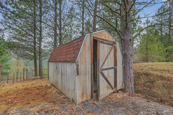 $449,000 | 21511 Bandit Lane, Peck, ID 83545