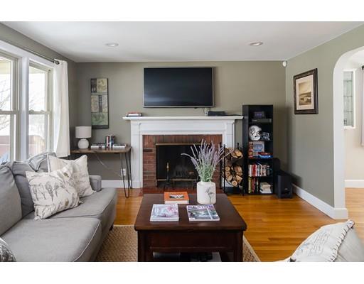 41 Longhill Road Lynn, MA 01904 - Photo 4 of 26 Gallery Image 4