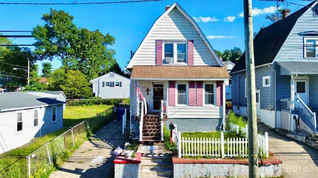 $449,900 | 1144 Raritan Avenue, Highland Park, NJ 08904