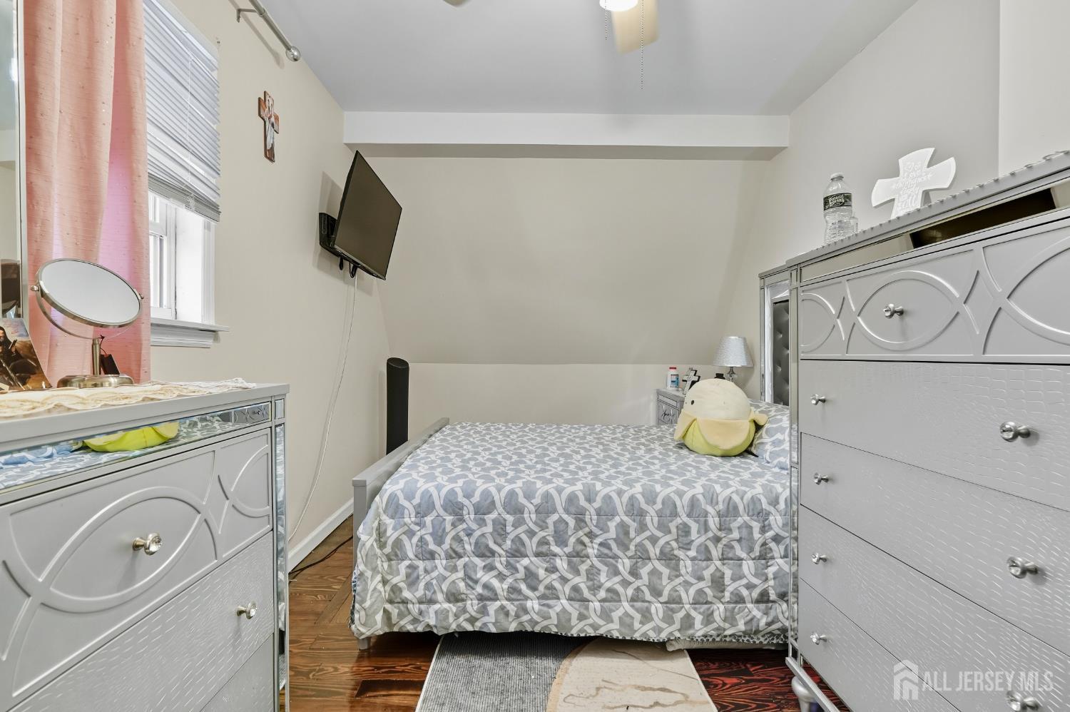 1144 Raritan Avenue Highland Park, NJ 08904 - Photo 14 of 21