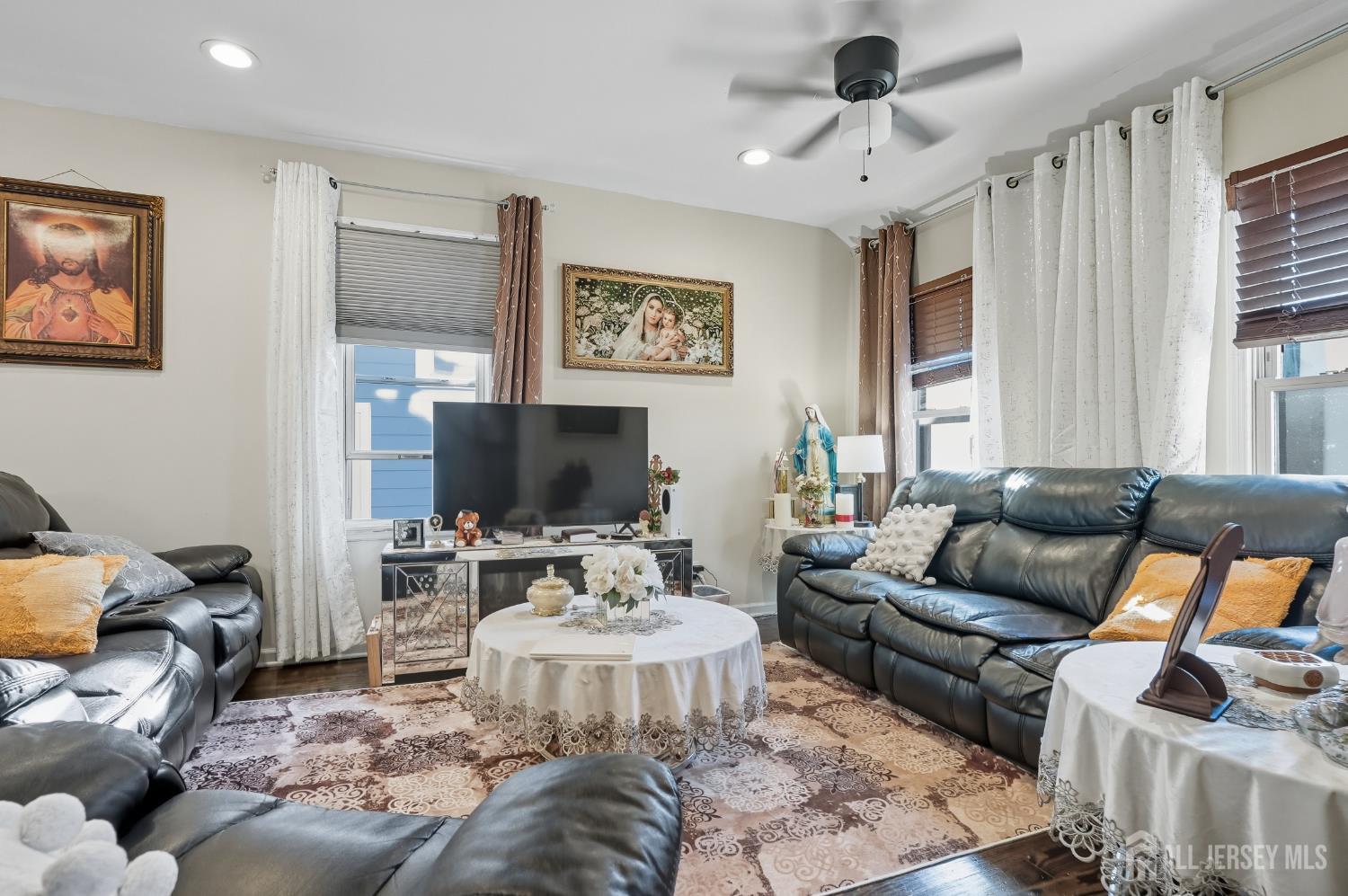 1144 Raritan Avenue Highland Park, NJ 08904 - Photo 8 of 21