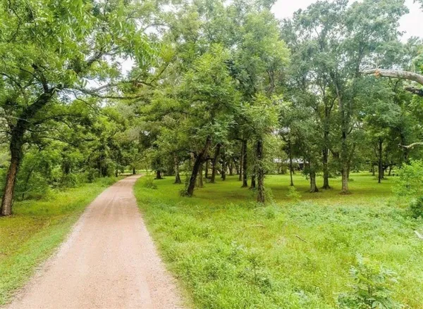 $119,900 | 202 Jones Road, Angleton, TX 77515
