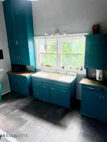 $215,000 | 205 Linton Avenue, Natchez, MS 39120