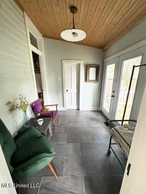 205 Linton Avenue Natchez, MS 39120 - Photo 9 of 22 SITTING AREA