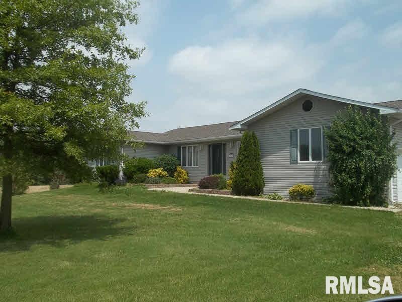 10500 Bessie Road Benton, IL 62812 - Photo 5 of 17