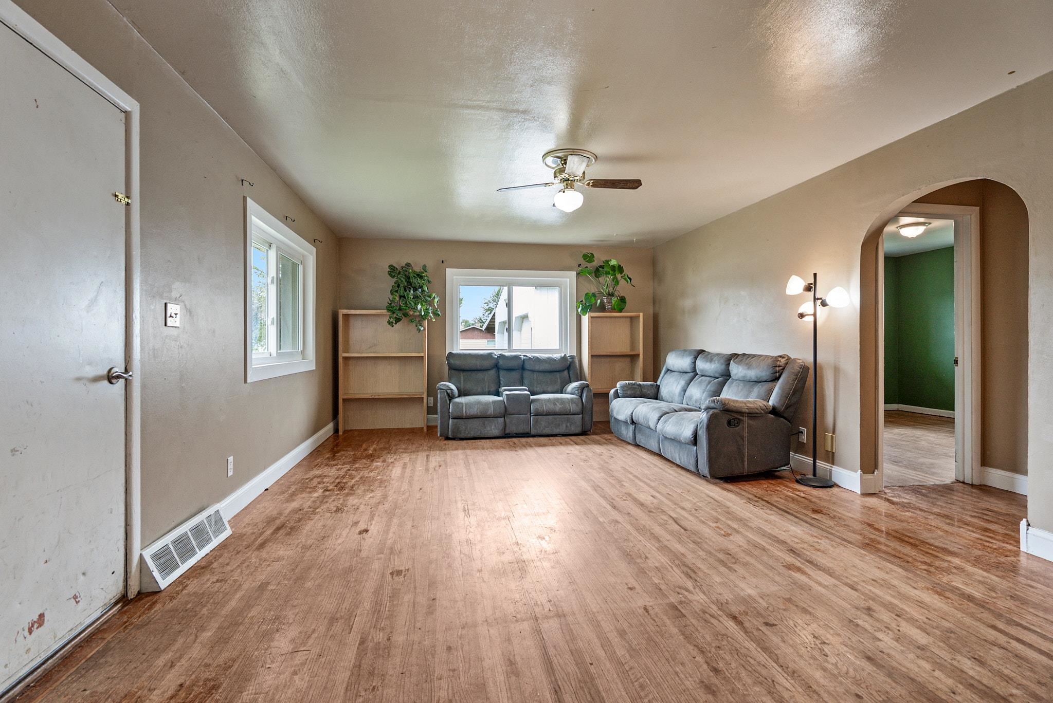 1212 North Bessie Road Spokane Valley, WA 99212 - Photo 8 of 40 Gallery Image 8