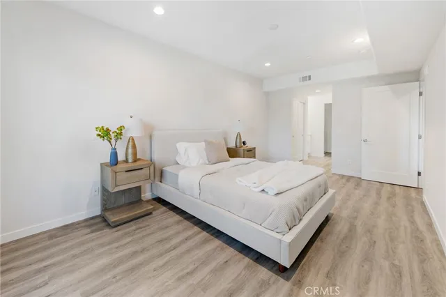 $715,000 | 419 North Chandler Avenue, Unit 311, Monterey Park, CA 91754