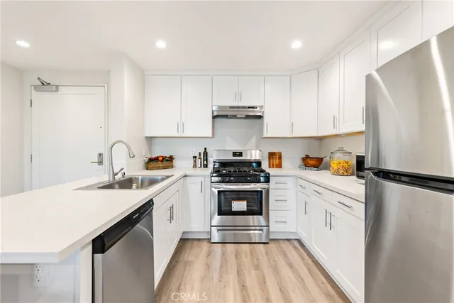 $715,000 | 419 North Chandler Avenue, Unit 311, Monterey Park, CA 91754