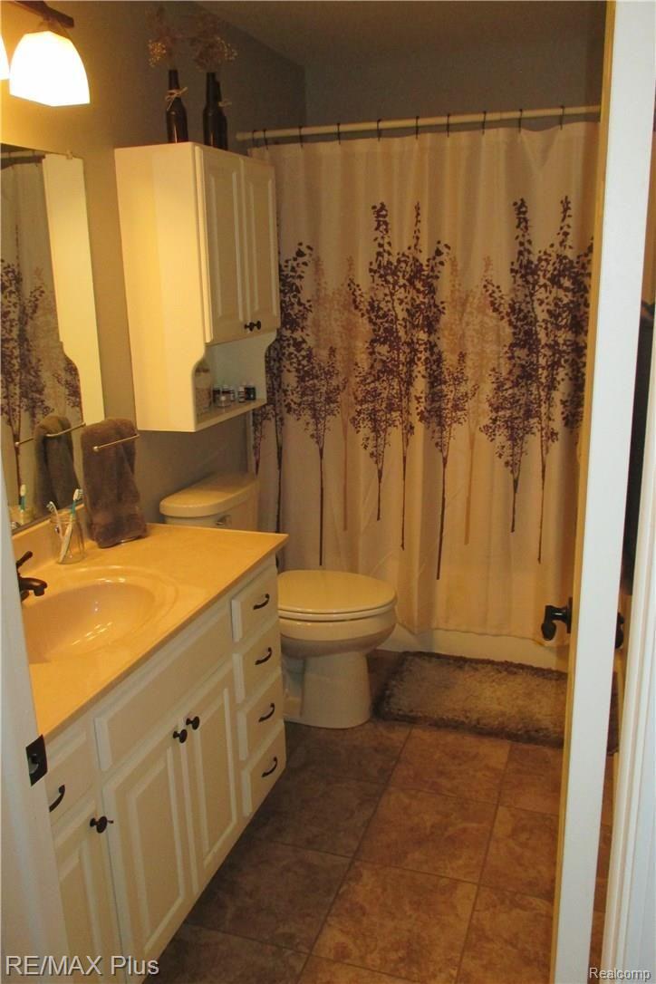 2187 North Irish Road Davison, MI 48423 - Photo 20 of 47 IMG_2307.JPG