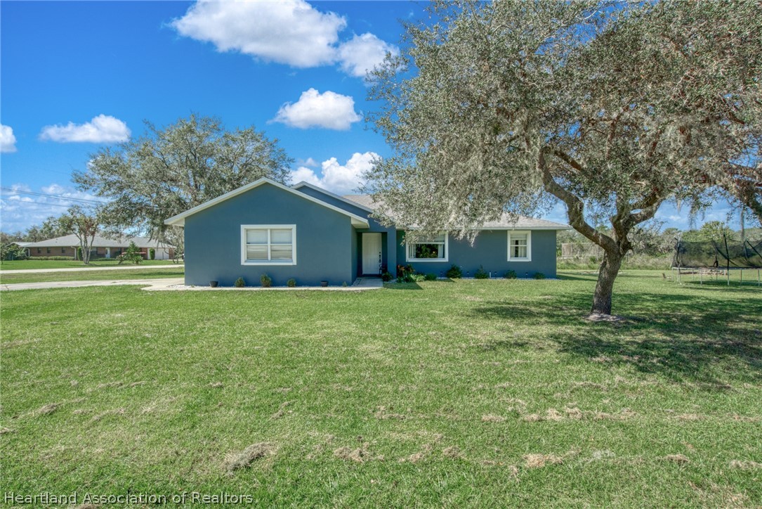 2915 North Sedgewick Road Avon Park, FL 33825 - Photo 1 of 23 Gallery Image 1
