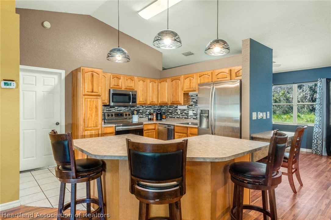 2915 North Sedgewick Road Avon Park, FL 33825 - Photo 7 of 23 Gallery Image 7