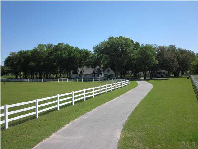 5170 Annie Ruth Street Milton, FL 32570 - Photo 23 of 24 View of Drive up to Main House