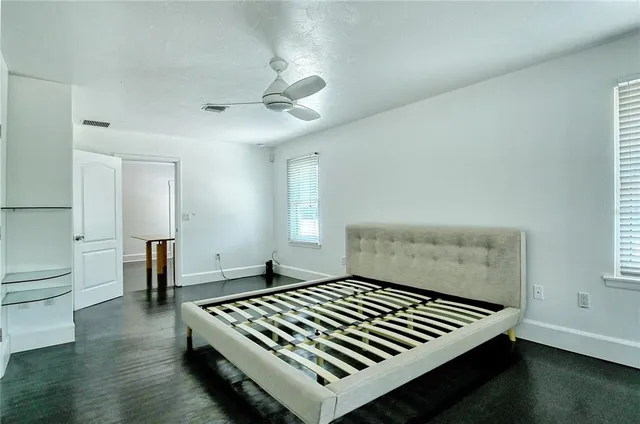 $480,000 | 1326 17th Street, Sarasota, FL 34236