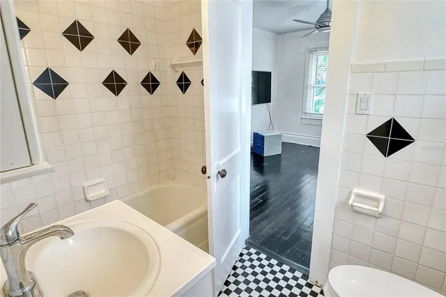 $480,000 | 1326 17th Street, Sarasota, FL 34236