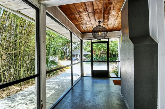 $480,000 | 1326 17th Street, Sarasota, FL 34236