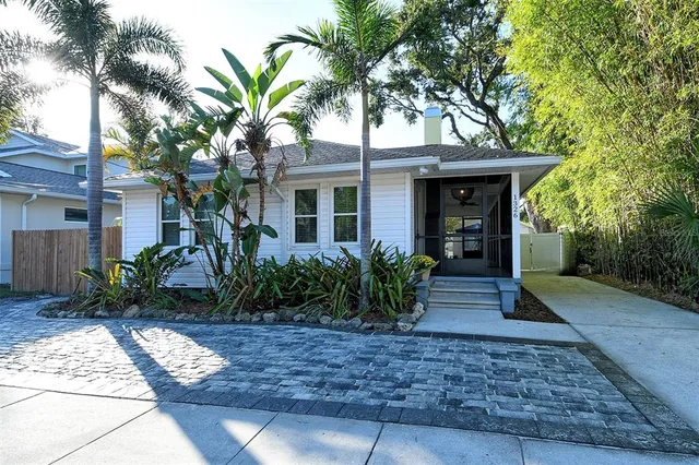 $480,000 | 1326 17th Street, Sarasota, FL 34236