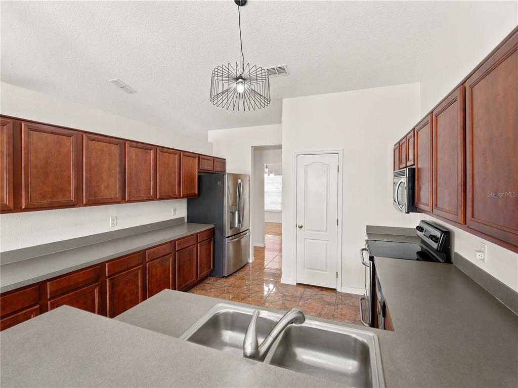 6013 Brick Road St. Cloud, FL 34772 - Photo 7 of 32