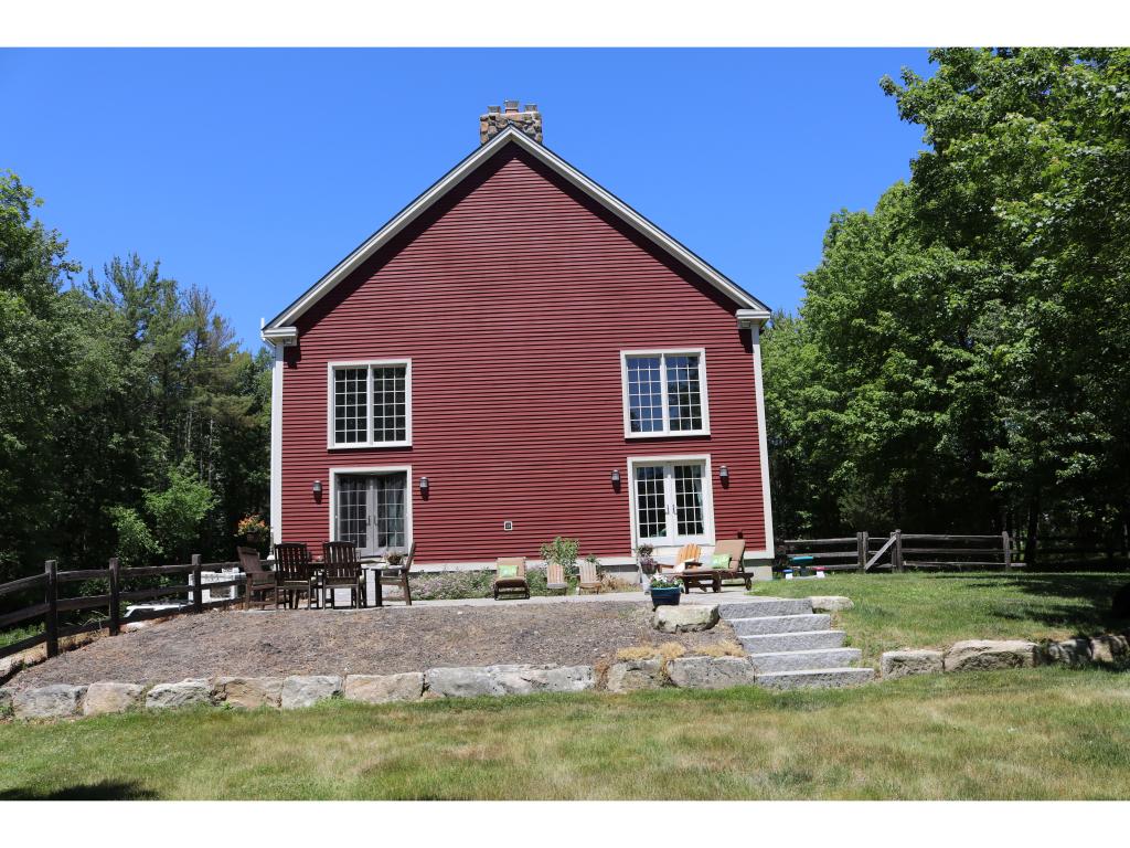 10 Gage Road Bedford, NH 03110 - Photo 4 of 36