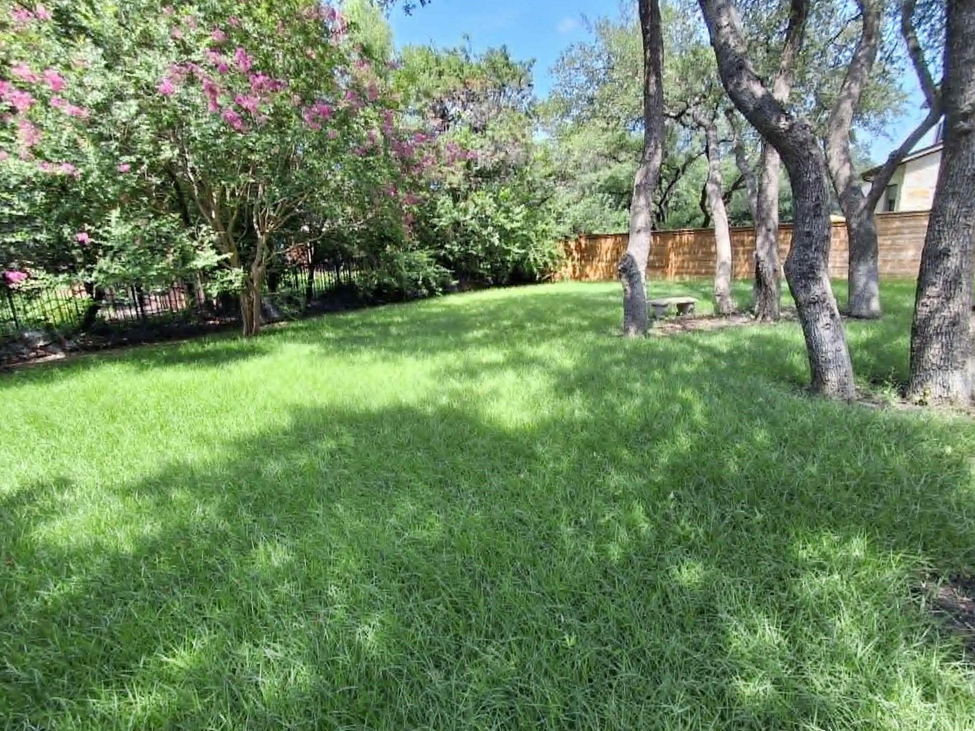 12320 Montclair Bend Austin, TX 78732 - Photo 26 of 28