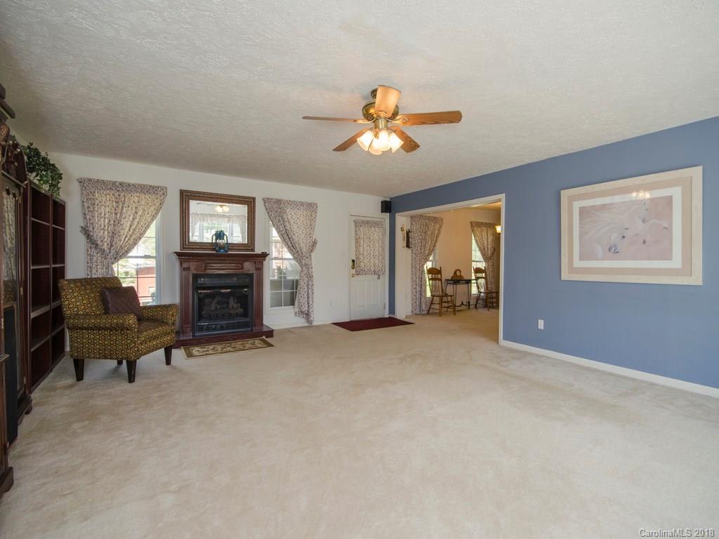 4142 Old River Road Canton, NC 28716 - Photo 5 of 25 Gallery Image 5