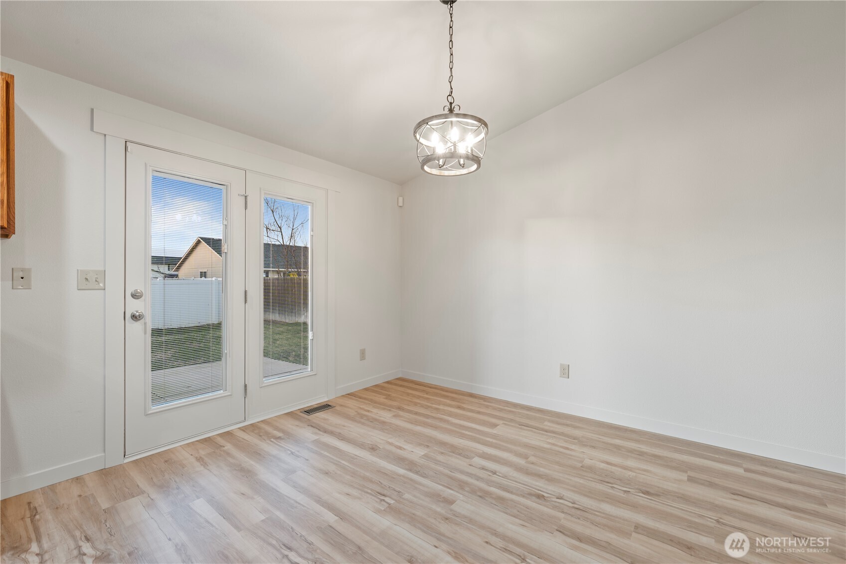 960 South 11th Avenue Othello, WA 99344 - Photo 14 of 32