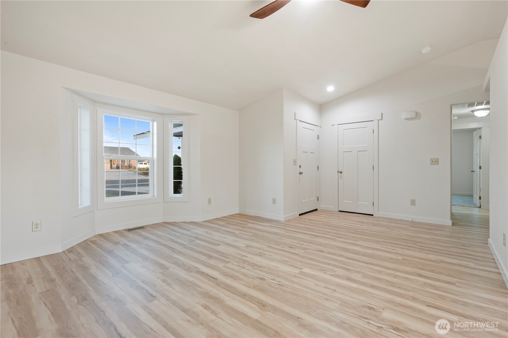 960 South 11th Avenue Othello, WA 99344 - Photo 6 of 32