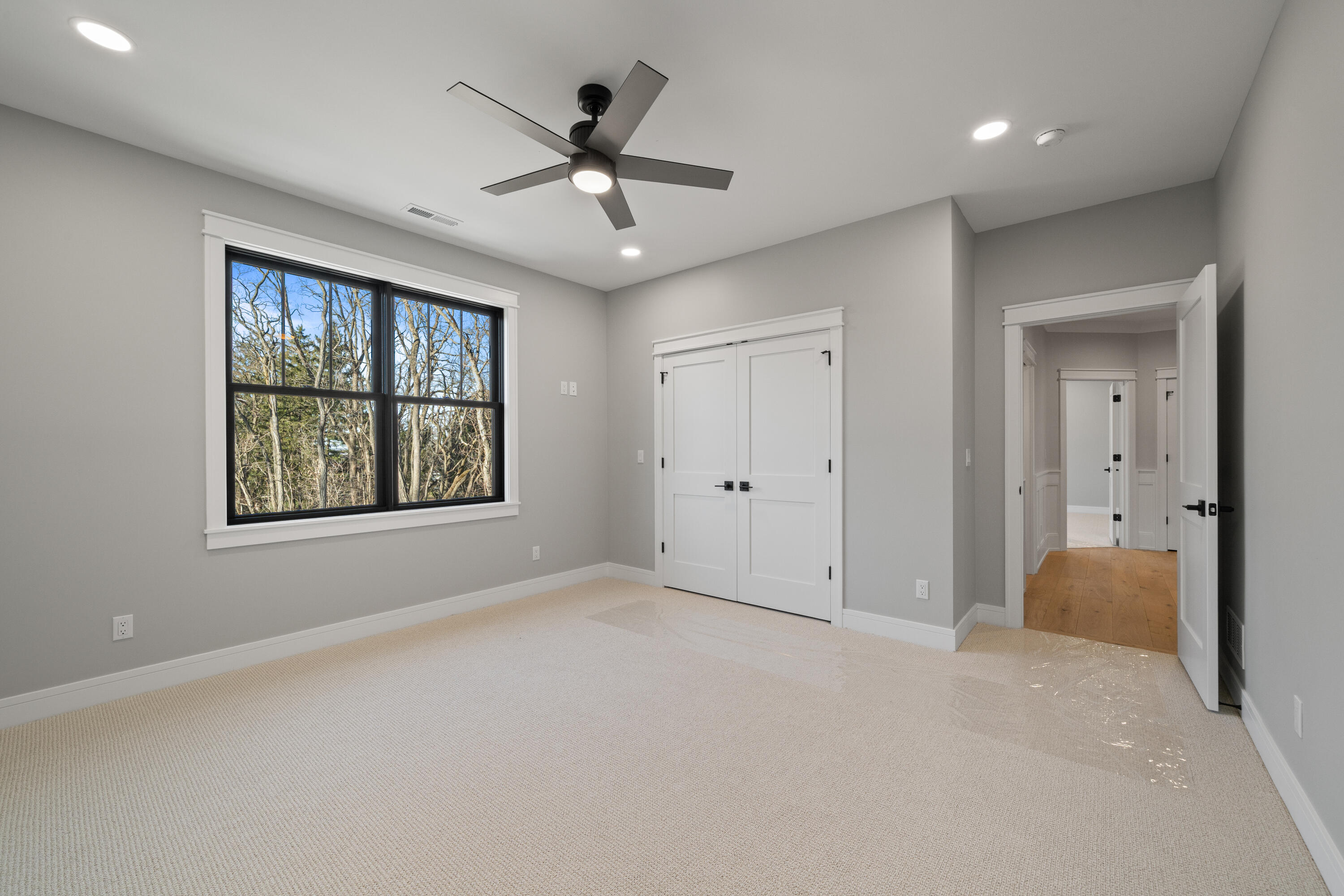 N1931 Linn Road Lake Geneva, WI 53147 - Photo 18 of 31 Bedroom