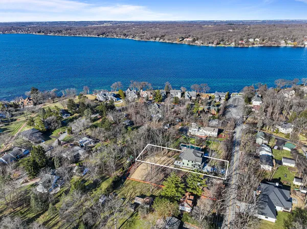 $2,250,000 | N1931 Linn Road, Lake Geneva, WI 53147