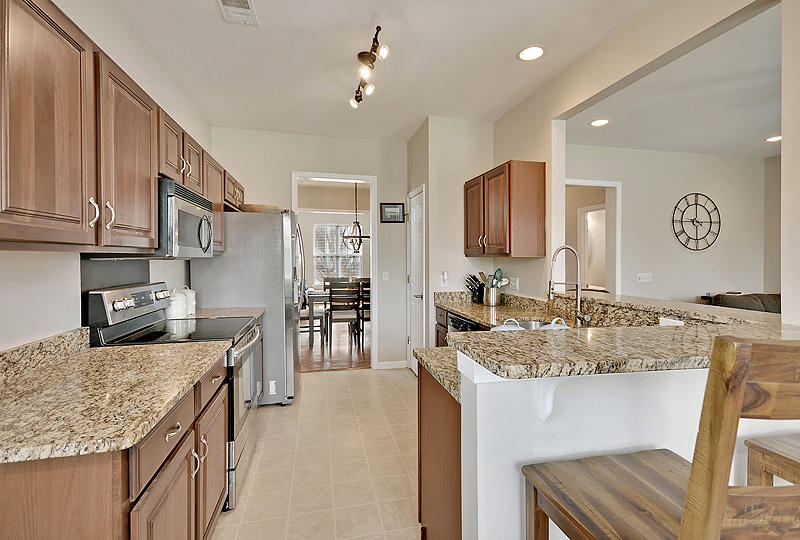 3268 Beaconsfield Road Mount Pleasant, SC 29466 - Photo 11 of 24 DSC_0770_DSC_0774-copy