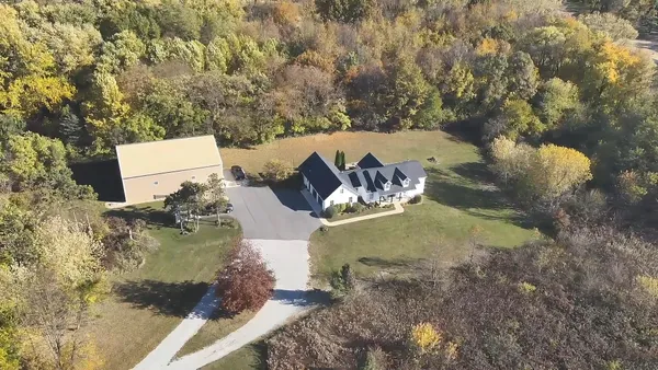 $1,249,000 | 231 North 182 West, Valparaiso, IN 46385