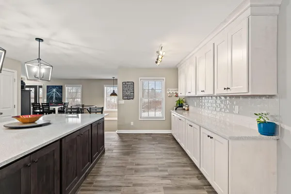 $1,249,000 | 231 North 182 West, Valparaiso, IN 46385