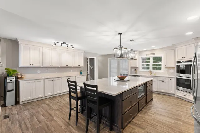 $1,299,000 | 231 North 182 West, Valparaiso, IN 46385