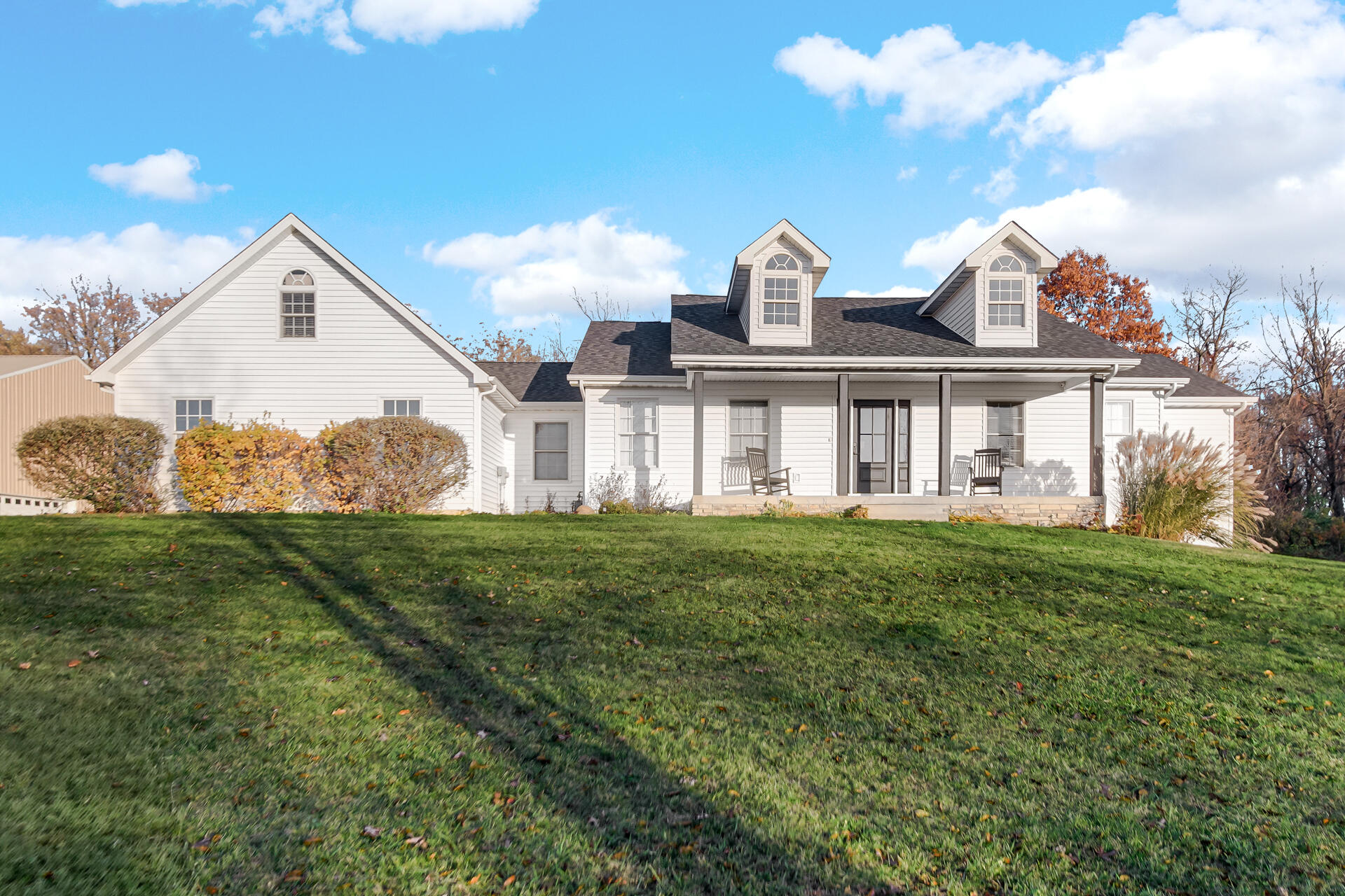 231 North 182 West Valparaiso, IN 46385 - Photo 2 of 89 1920x1280