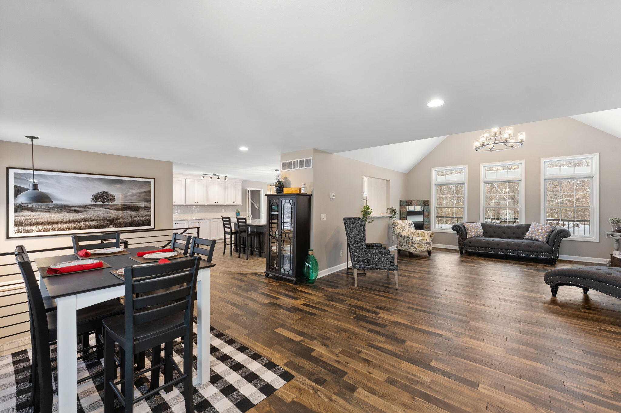 231 North 182 West Valparaiso, IN 46385 - Photo 4 of 89 2048x1365