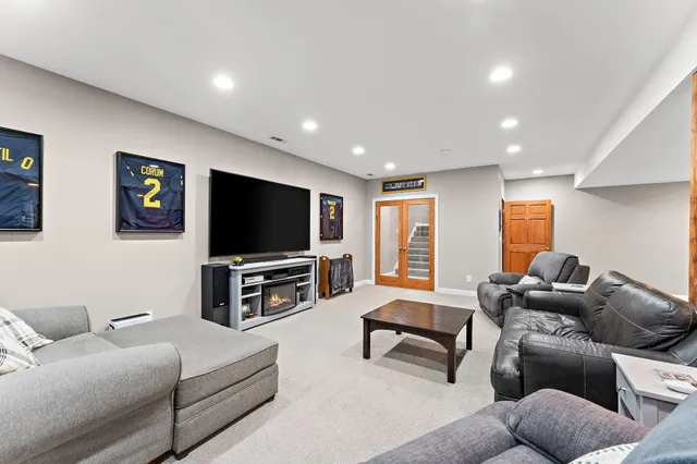 $1,299,000 | 231 North 182 West, Valparaiso, IN 46385